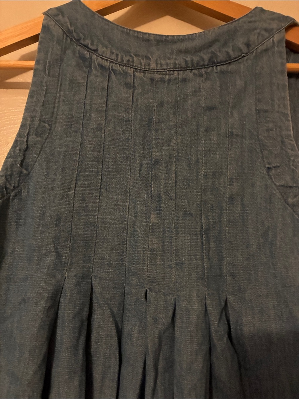 Maeve Veggie Sleeveless V-Neck Dress with Colorful Vegetable Embroidery - Picture 4 of 5